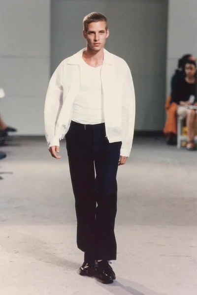 Look 22